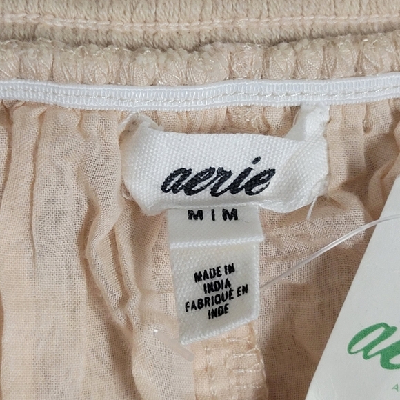 Aerie NWT lace Mini Skirt Size Medium. - Picture 5 of 9